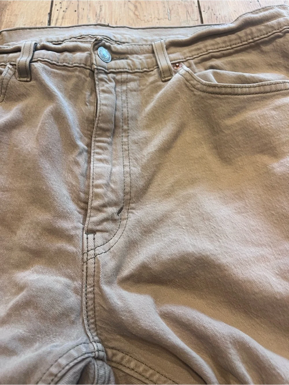 Levi's Men’s Beige W/Grey Stitching Wash Denim Straight Fit Mid Rise 505 36/30